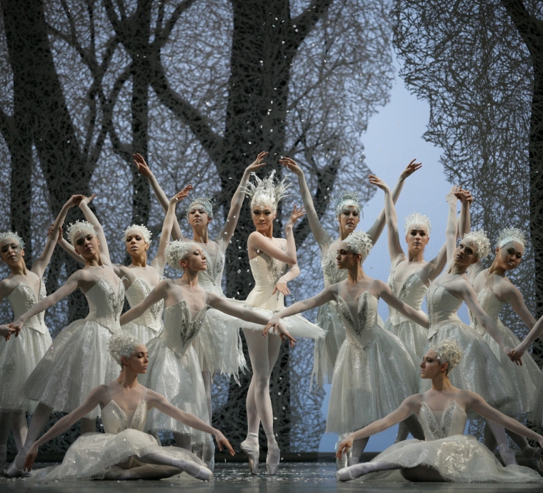 Два разных Щелкунчика, эпическая опера и нестандартный балет: Театр на большом экране в декабре 